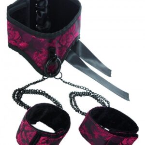 3922-Collare-con-Polsini-Bondage.jpg